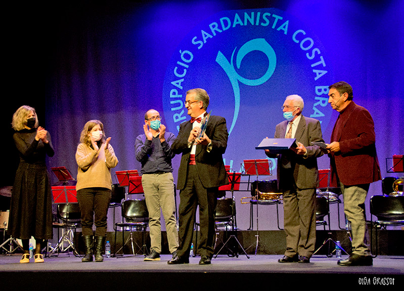 Martí Camós va posar el punt i final aquest diumenge a l'etapa de 33 anys com a director d'Els Montgrins. (Foto: Olga Grassot).