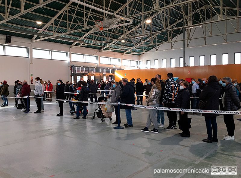 400 persones s'han vacunat avui de la COVID a la Nau dels 50 metres.