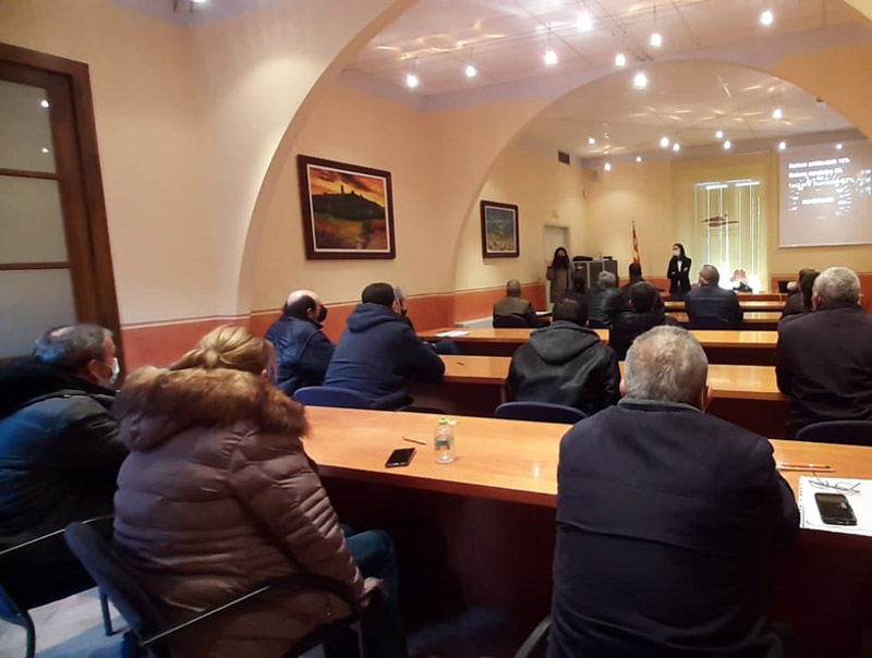 El programa es dirigeix a dones en situació d’atur i també a persones a partir de 45 anys de diferents perfils professionals. (Foto: Consell Comarcal 