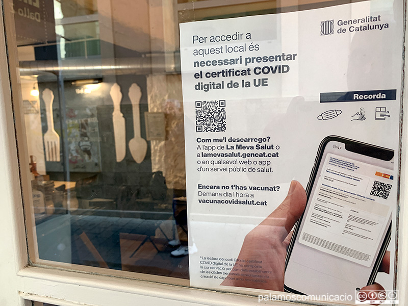 Aquest any s'ha instaurat el passaport COVID per poder accedir a bars, restaurants i gimnasos.