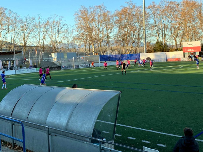 El Palamós ha tancat avui la primera volta al camp del Banyoles. (Foto: Palamós CF).