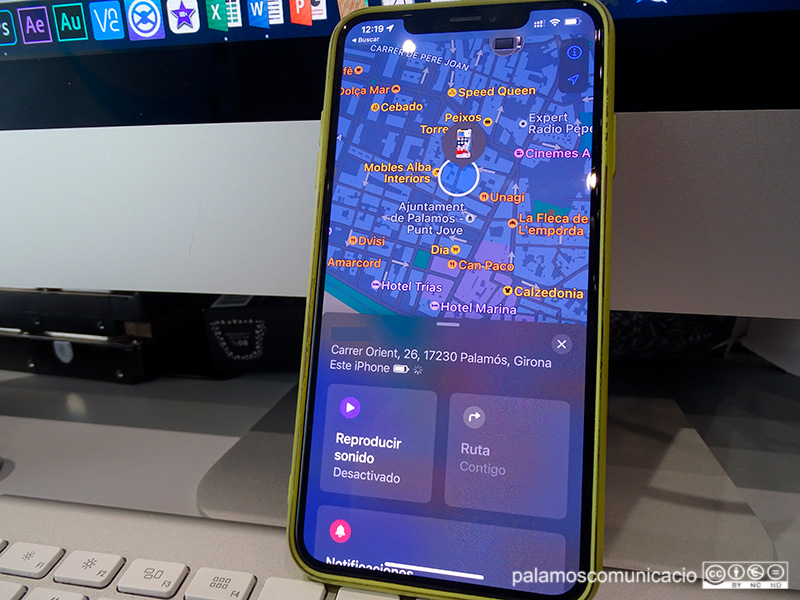 Tant Android com Apple permeten localitzar el telèfon, sempre i quan tinguem activada l'opció.