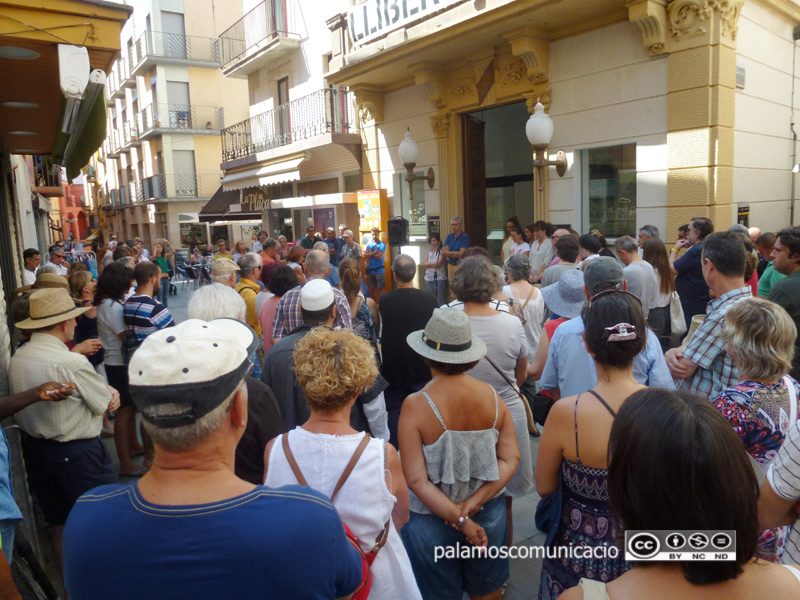 La concentració es farà davant l'Ajuntament de Palamós.