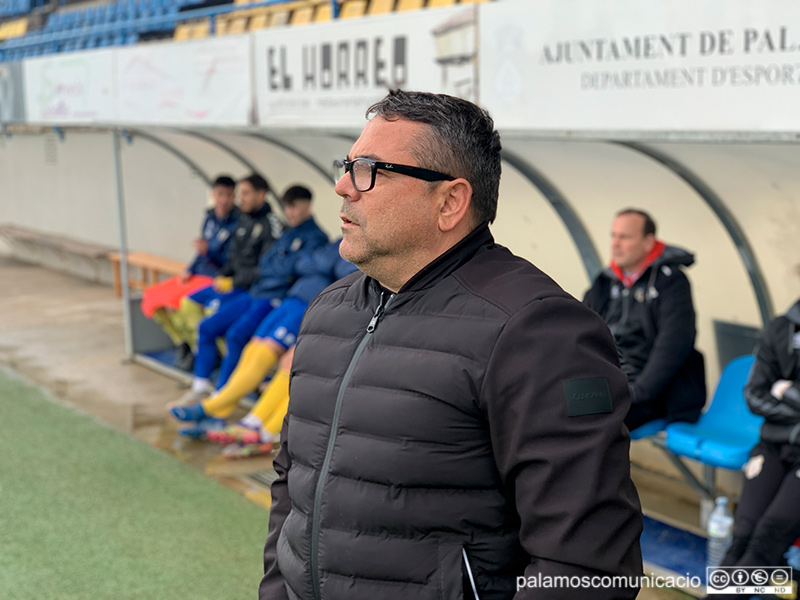 L'equip de Mario Fernández jugarà diumenge el darrer partit de la temporada fora de casa.