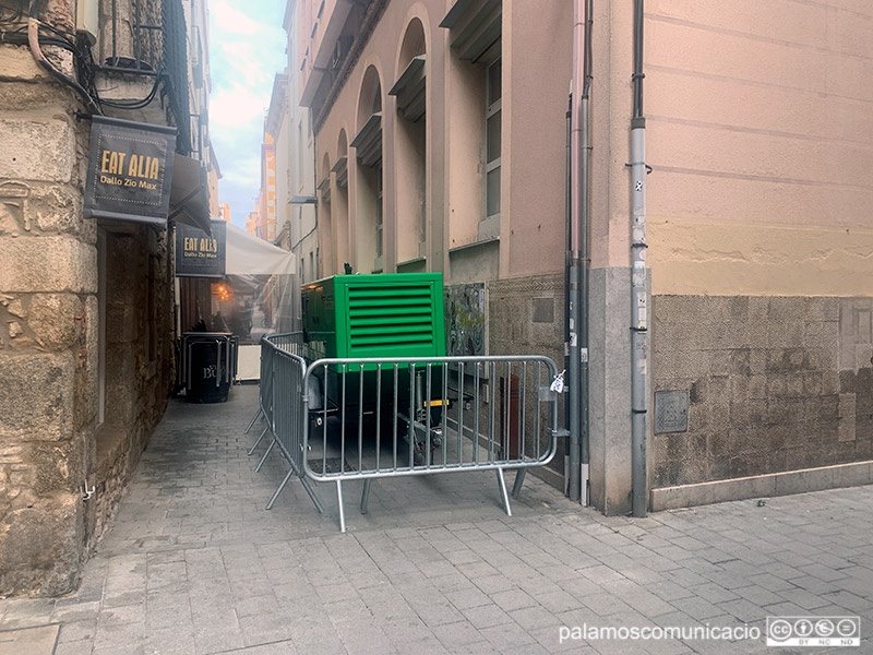 Generador de llum al carrer de Mauri i Vilar.