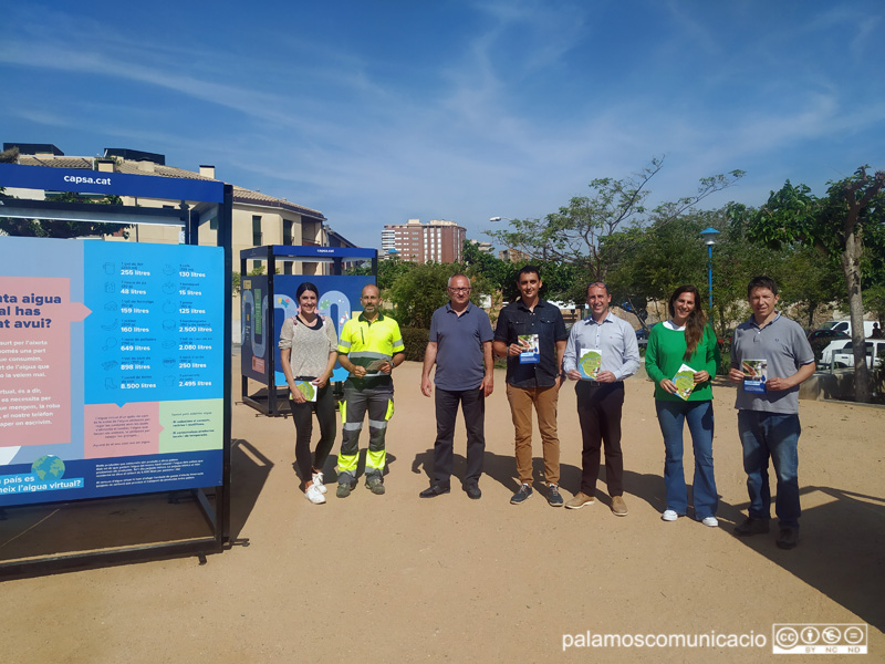 L'exposició està instal·lada a la zona del parc del Convent dels Agustins.