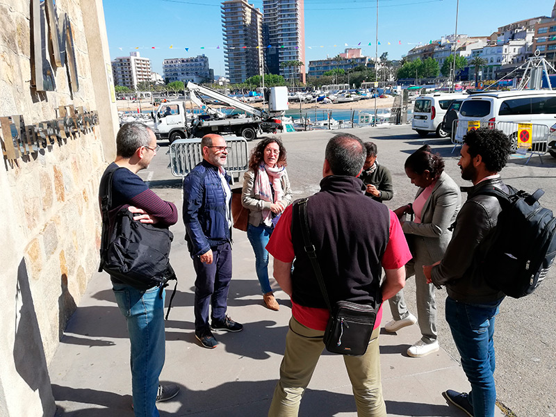 a delegació de Cap Verd i els seus representants, varen ser rebuts al Museu de la Pesca pel director d’aquest equipament, i la tècnica d'educació i ac