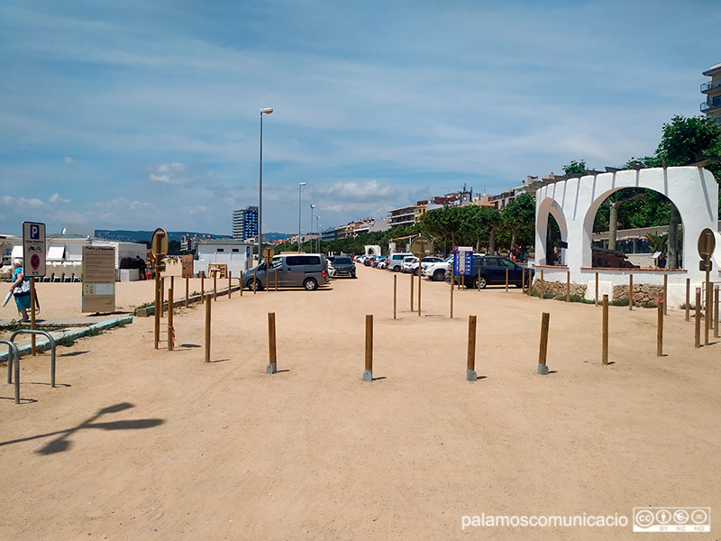 L'aparcament de sauló de la platja Gran de Palamós, aquest matí.