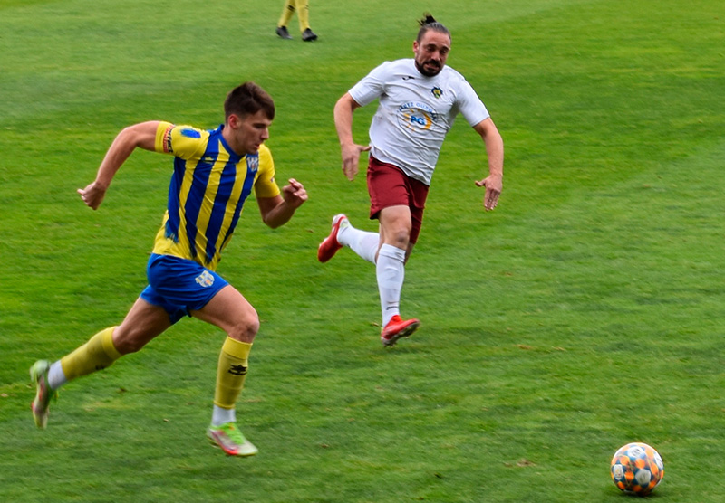 Marc Lloret jugarà la seva segona temporada amb el primer equip del Palamós CF. (Foto: Sergi Cortés).