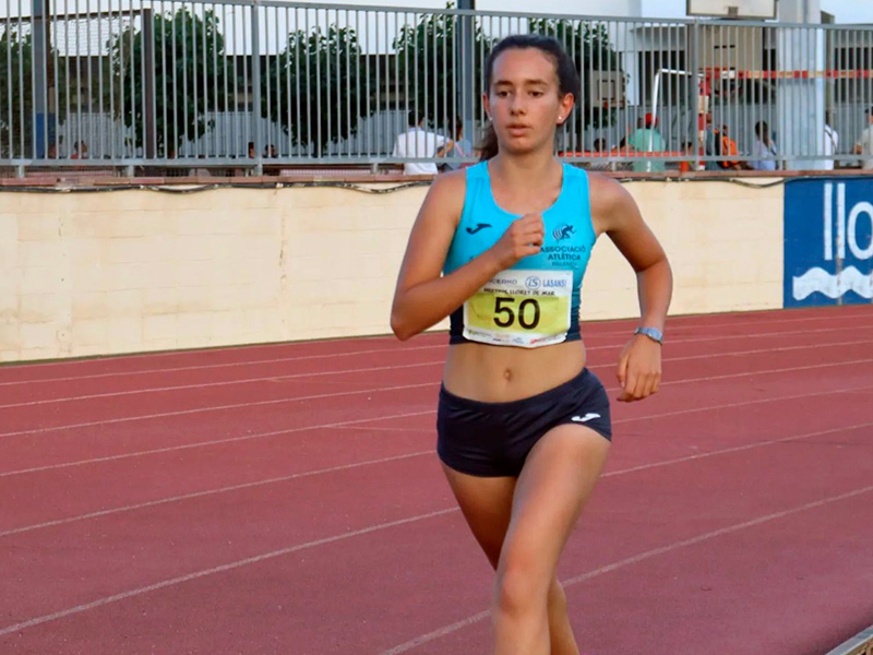 L'atleta Ivet Martí va firmar un temps de 3:51.82. a la prova dels 1.000 metres. (Foto: AA Palamós).