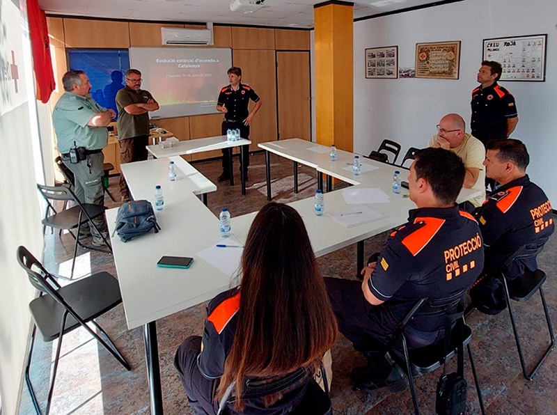 Imatge de la sessió formativa del cos de Protecció Civil. (Foto: Ajuntament de Palamós).