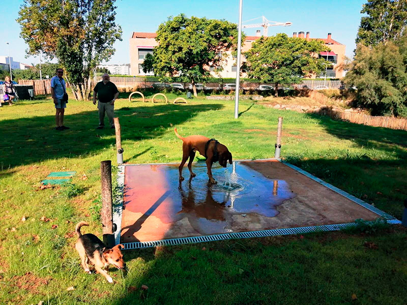 Aquests espais estan situats un a Calonge i l’altre a Sant Antoni, i sumen 2.500 m2. (Foto: Ajuntament de Calonge i Sant Antoni).
