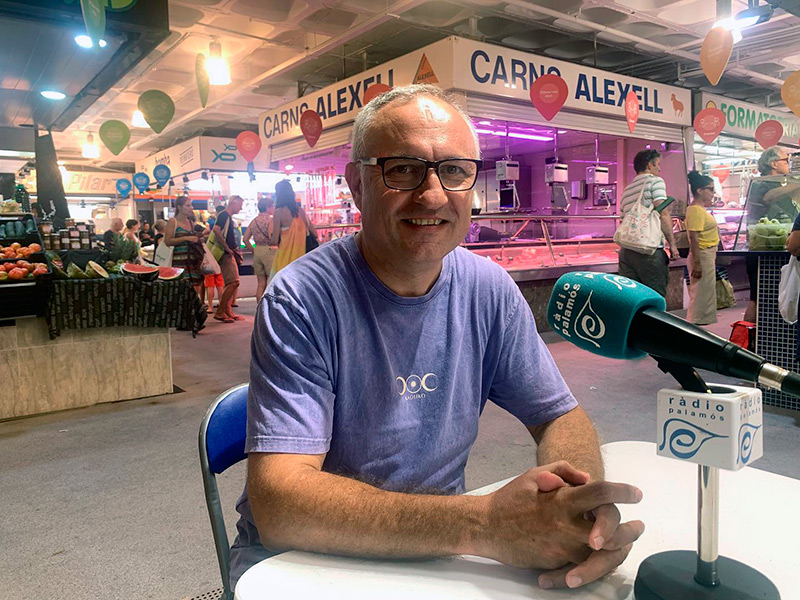 Emili Colls, regidor de Mercats de l'Ajuntament de Palamós, en el decurs del programa 'Ple al 15' d'aquest passat divendres.