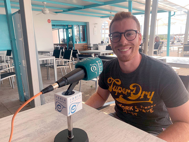 En Jan Laborda ahir en el decurs del programa 'Ple al 15' al Restaurant Ca l'Amadeu del Port Marina.