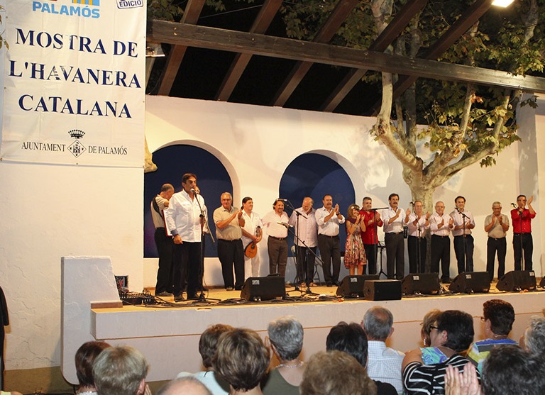 Port Bo, Neus Mar, Peix Fregit i L’Arjau protagonistes de la 41a edició de la Mostra de l’Havanera Catalana de Palamós. (Foto: Toni Foixench).