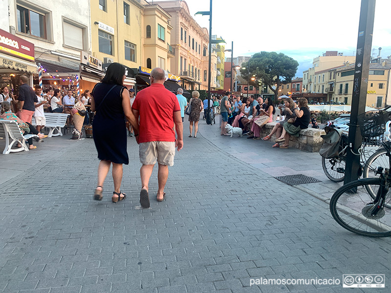 Turistes a la zona de la Planassa, aquest passat mes d'agost.