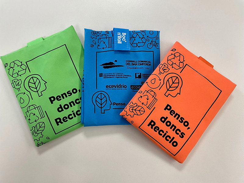 Els 'boc'n rolls' són uns embolcalls reutilitzables que eviten produir residus en portar l'esmorzar a l'escola. (Foto; Consell Comarcal).
