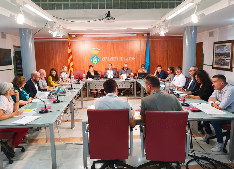 Imatge del Ple de l'Ajuntament de Palamós celebrat ahir. (Foto: Ajuntament de Palamós).