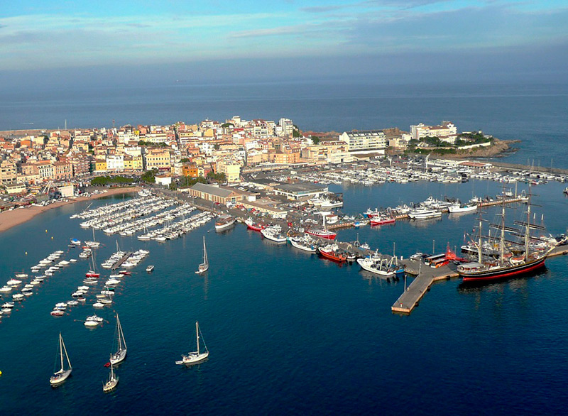 Vista aèria del front marítim de Palamós. (Foto: Lluís Ropero).