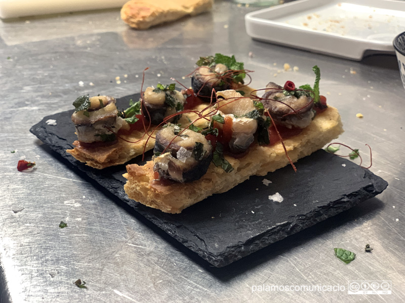 Una tapa elaborada amb sardina que va guanyar l'edició del Palamós Gastronòmic fa tres anys.