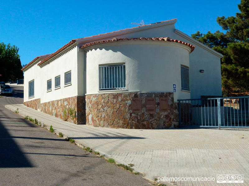 El Centre Obert de Palamós, al barri de Pla d'Es Pla.