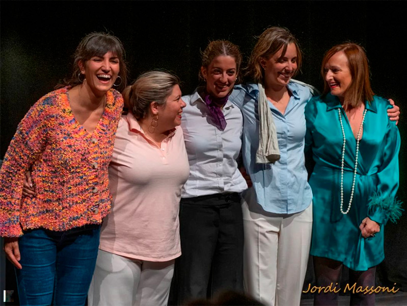 Les actrius protagonistes de l'obra 'Últim avís'. (Foto: Jordi Massoni).