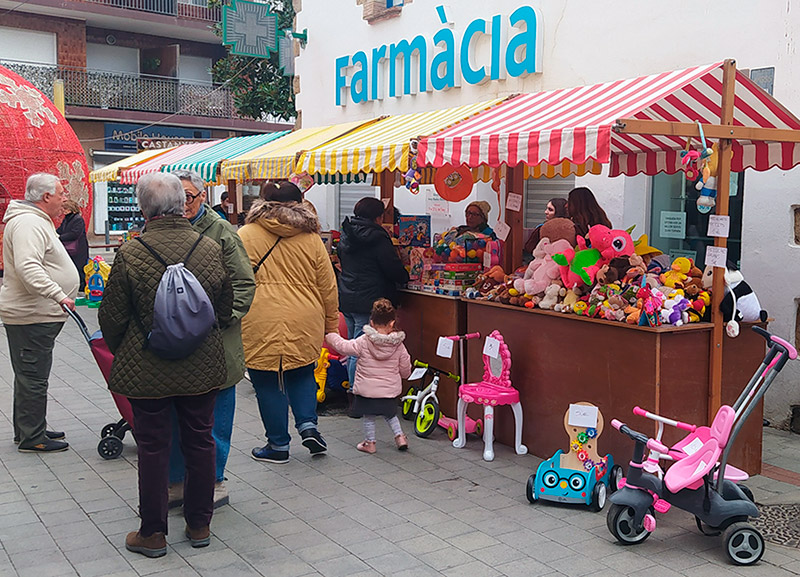 Imatge del Mercat de la Joguina Solidària del passat dissabte. (Foto: Creu Roja Palamós).