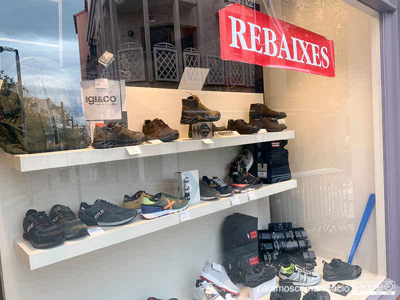 La roba i el calçat són els productes amb més sortida durant les rebaixes.