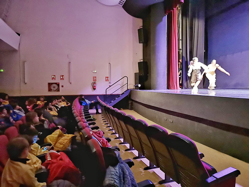 Un moment de l'estrena de l’espectacle de dansa “A midnight’s summer dream”. (Foto: Ajuntament de Palamós).