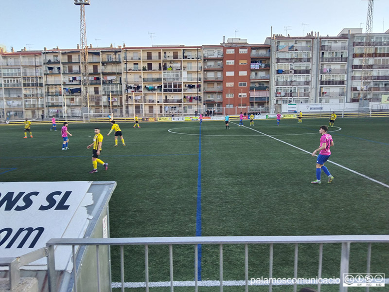 El Palamós ha tornat amb les mans buides del camp del Mataró.