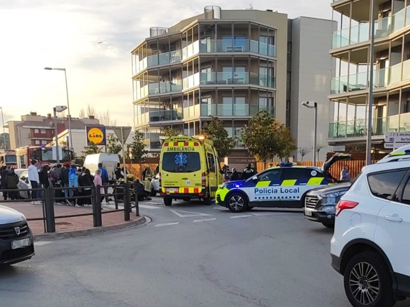 El succés es va produir a l'Avinguda de Catalunya, a tocar del supermercat Lidl. (Foto: Anti-radars Garrotxa).