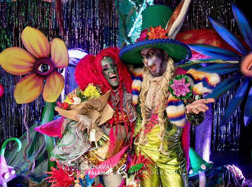 La Queen Follón i en Conejo Andante, la Reina i el Carnestoltes del Carnaval de Palamós 2023. (Foto: Carol Photography).