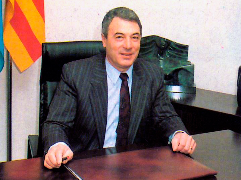 .Josep Ferrer i Figueras en el díptic de Convergència i Unió de la campanya electoral de l'any 1991