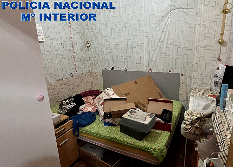 Hi ha set persones detingudes com responsables de les cases i que obligaven les víctimes a prostituir-se. (Foto; Policia Nacional).