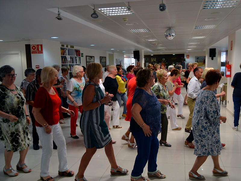 Imatge d'arxiu d'una jornada festiva a la llar de la Gent Gran de Palamós. (Foto: Associació Gent Gran de Palamós).