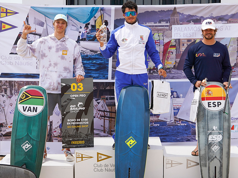 Podi Go Sailing Shop FKSS 2023: 1) Lorenzo Boscheti, 2) Bernat Cortés, 3) Mikkail Novikov (Foto ©Toni Forqués/ FKSS 2023)