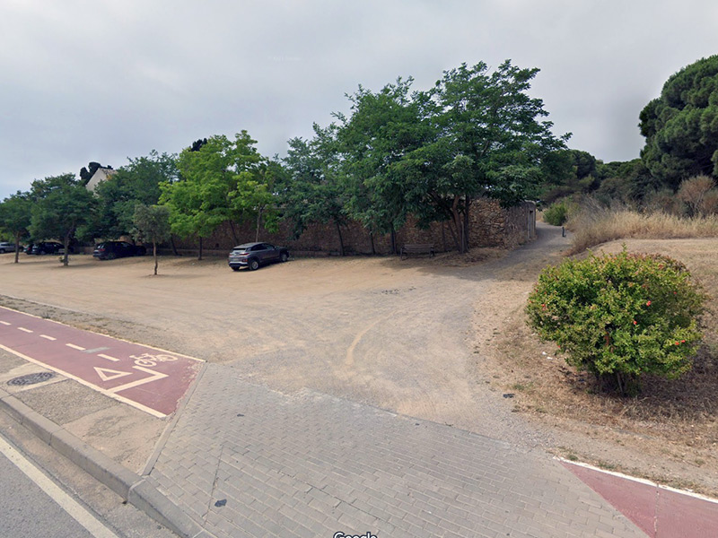 L'Àrea Residencial Estratègica de la Roqueta s'havia de fer a tocar del cementiri municipal. (Foto: Google Maps).