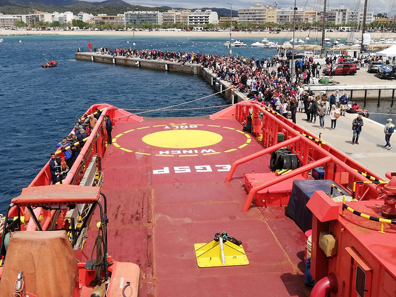 El port de Palamós ple de gent, aquest passat dissabte. (Foto: Ajuntament de Palamós).