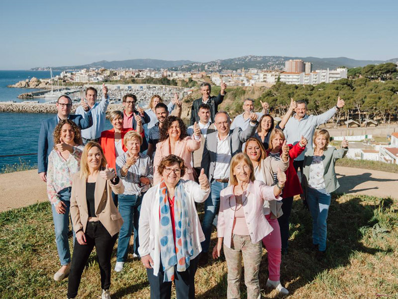 La candidatura del PSC a les eleccions municipals de Palamós. (Foto: PSC Palamós i Sant Joan).