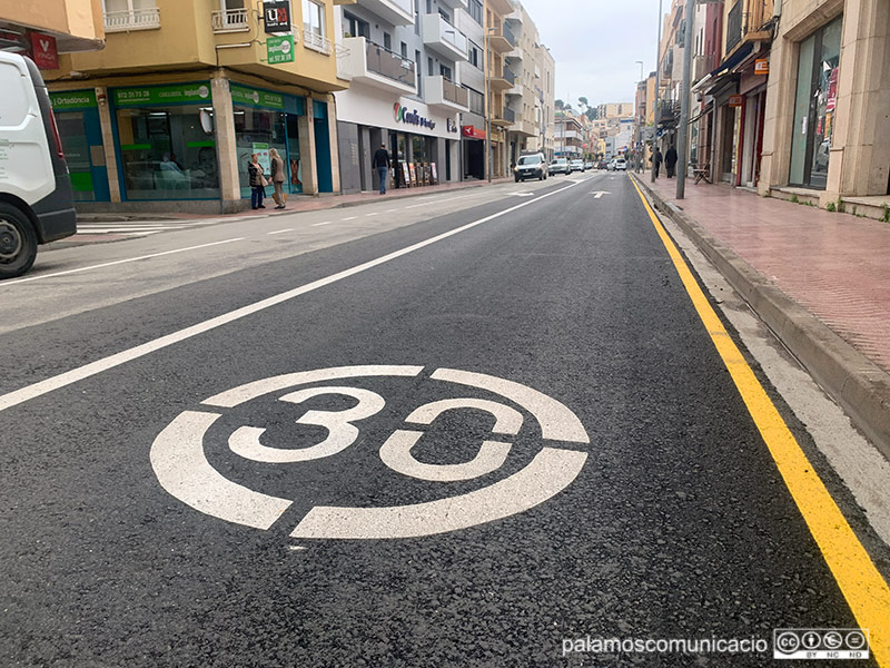 L'Avinguda de l'11 de Setembre, limitada a 30 km/h.