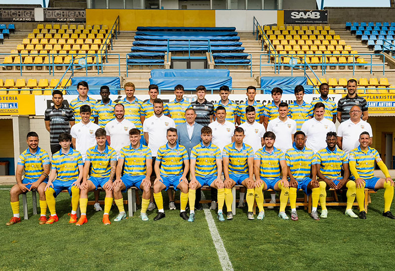 La plantilla del Palamós en la temporada del seu 125è aniversari. (Foto: Toni Forns - Palamós CF).