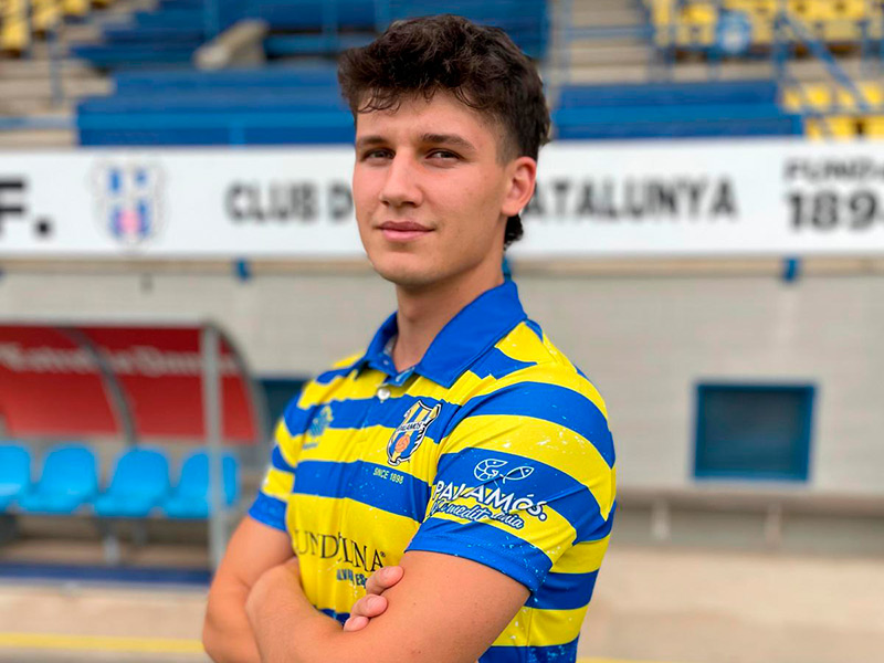 Robert Lungu prové del Banyoles i s'ha format al futbol base del Girona FC. (Foto: Palamós CF).