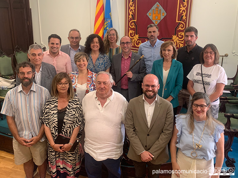 Els regidors i regidores de l'Ajuntament de Palamós, el dia de la sessió d'investidura.