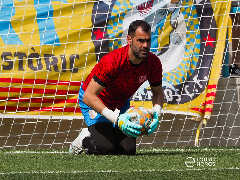 Toni Montero jugarà una temporada més amb el Palamós. (Foto: Laura Heras - Palamós CF).