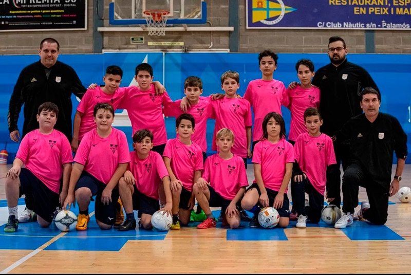 L'equip aleví del Futbol Sala Palamós. (Foto: Futbol Sala Palamós).