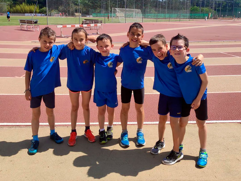 Joves atletes de l'Associació Atlètica Palamós. (Foto: AA Palamós).