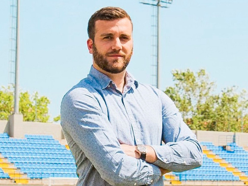 L'entrenador del Palamós CF, Àlex Redondo. (Foto: Palamós CF).