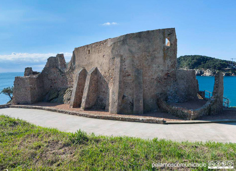 El castell de Sant Esteve de Mar, a la Fosca.