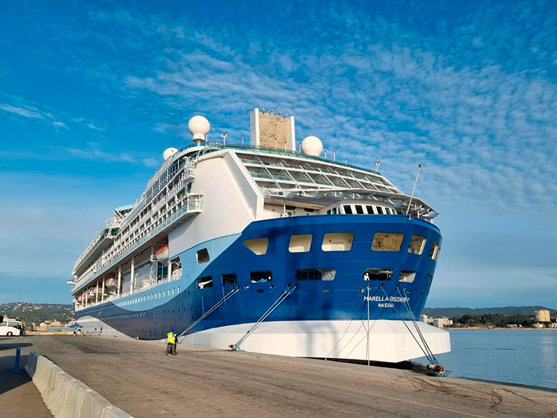 El Marella Discovery 2 tanca avui les escales de creuer a Palamós d'aquest mes d'octubre. (Foto: Ports de la Generalitat).