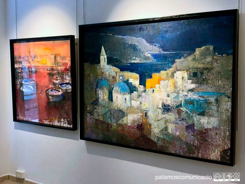 Dos quadres del pintor palamosí Joaquim Comes a la galeria Monalisi.